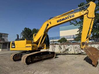 Crawler excavator  KOMATSU  PC200-8M0