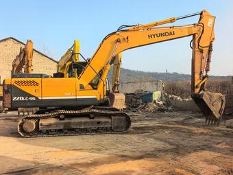 Amphibious excavator  HYUNDAI  R215-9C